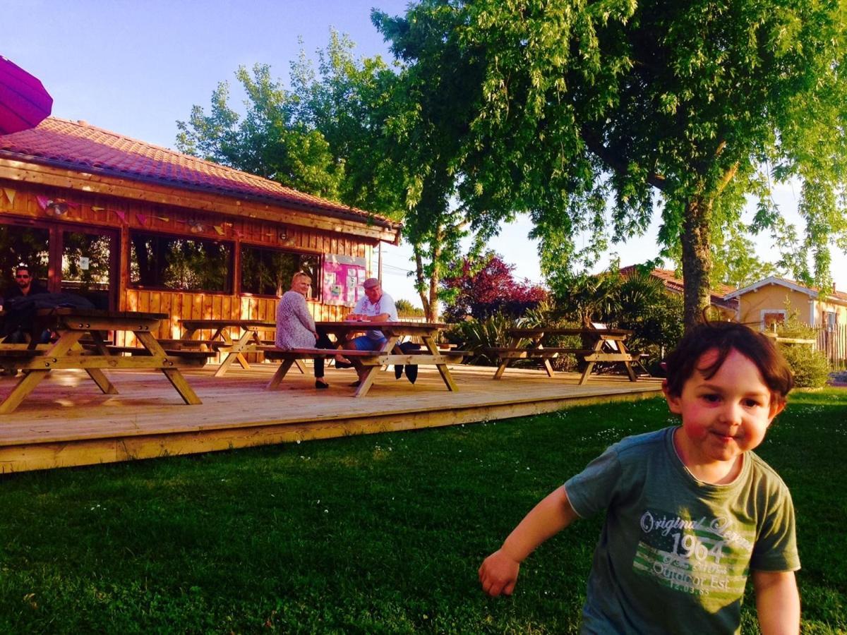 Camping Aux Couleurs Du Ferret Lège-Cap-Ferret Екстериор снимка